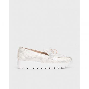 Mocasines de mujer de piel con cadena