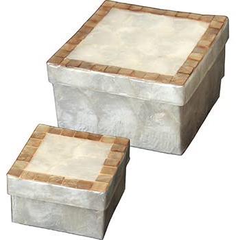 Set de Cajas Decorativas en Nácar Blanco con Filo Beige, 2 Piezas, Tamaños: 13x13x8 cm y 9x9x6 cm