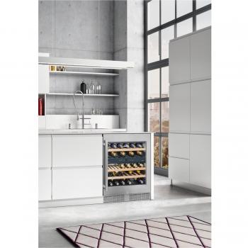 Liebherr UWTes 1672 Vinoteca Integrable, Frio Ventilado con 2 Zonas de Temperatura, Capacidad para 34 Botellas, Dimensiones 82-87x60x58 cm, Volum