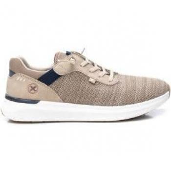 Zapatillas deportivas XTI 142304 en beige de piel vegana