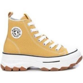 Refresh Women's Yellow Ankle Boots - Comfortable and Versatile Casual Footwear - Model 17191906