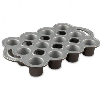Nordic Ware 12-Cup Graphite Popover Muffin Pan