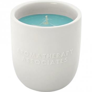 Vela Revive Aromatherapy Associates 200g - Aromaterapia, fragancia energizante, ingredientes naturales, libre de parabenos, ideal para mejorar el estado de ánimo y revitalizar el ambiente