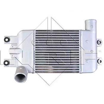 Intercooler NRF 30383 - Intercooler de alto rendimiento, fabricado en aluminio, diseño optimizado para una mejor refrigeración, compatible con múltiples modelos de vehículos, fácil instalación y ajuste preciso