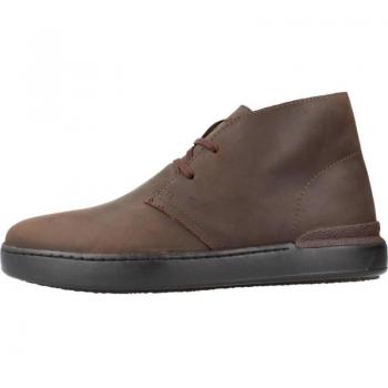 Botines de Hombre Clarks Courtlite DBT Marrón, características: diseño casual, material sintético, suela de goma antideslizante, plantilla acolchada para mayor comodidad, cierre con cordones