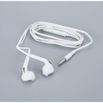 Auriculares internos estéreo 3.5mm con micrófono y control remoto, compatibles con Samsung S4 y Xiaomi, ideales para deportes y con refuerzo de graves
