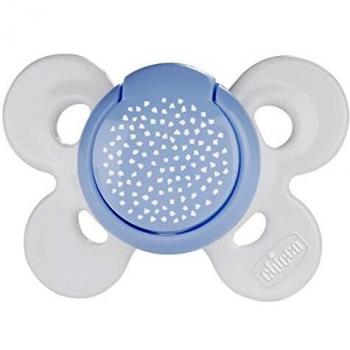 Chicco Chupete Physio Comfort Boy con el chupete en los 0-6M de goma