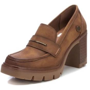 Mocasines de Mujer Refresh con Tacón Alto y Suela Flexible - Color Negro, Talla 37