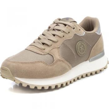 Zapatillas deportivas de mujer Xti 143332 Beige con cordones y suela de goma, Talla 38