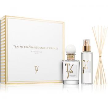 Teatro Fragranze Bianco Divino Gift Set - Fragrance gift set featuring a blend of floral and fruity notes, elegantly packaged for gifting, includes scented candles and diffusers