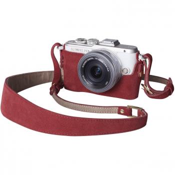 Olympus E0410320 - Funda y Correa Burgundy Temptations para cámaras E-PL7 y E-PL8, Color Rojo