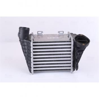Intercooler Nissens 96795 para Compartimentos de Motor, tipo de producto: intercooler, características: diseño optimizado para mejorar la eficiencia del motor, fabricado con materiales de alta calidad para una mayor durabilidad, compatible con