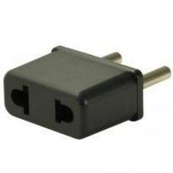 Adaptador para enchufar los apartos americanos en la Unión Europea