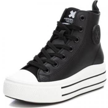 Zapatillas Deportivas Abotinadas para Niña Xti con Puntera de Goma y Doble Suela, Color Negro, Cierre de Cremallera, Talla 34
