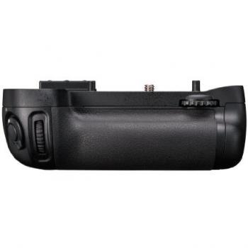 Nikon MB-D15