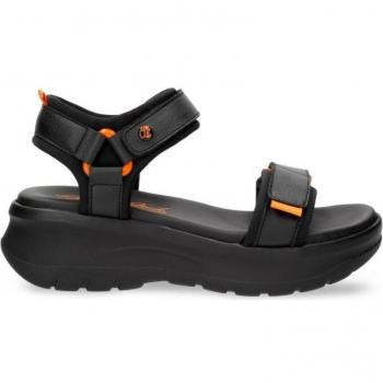 Sandalias de plataforma para mujer PANAMA JACK en elegante color negro.