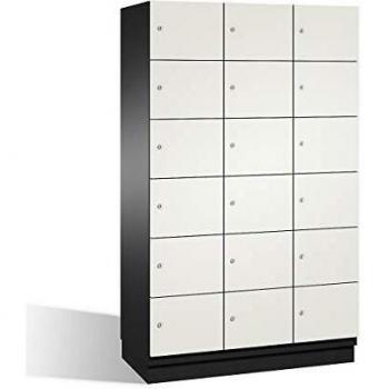 Armario de Compartimentos Bajo Llave C+P Cambio con Puertas HPL, 3 Abt., 18 Fácher, Color Gris/Blanco