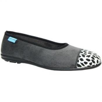 Lunar Women's Jessie Leopard Print Slippers