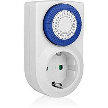 Smartwares 10.047.40 Enchufe con temporizador analógico programable TM101 para uso en interior, fácil de usar y compatible con lámparas halógenas