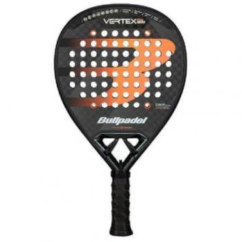 Pala de pádel Bullpadel Vertex 04 Hybrid 25 hombre, superficie rugosa, carbono XT 12K, peso de 370g, color gris oscuro y naranja