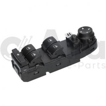 Interruptor de elevalunas Alfa e-Parts AF05877 con función de control eléctrico y diseño ergonómico