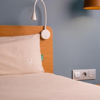Juego de Cama Beige y Blanco 100% Algodón - Funda Almohada 80x80cm