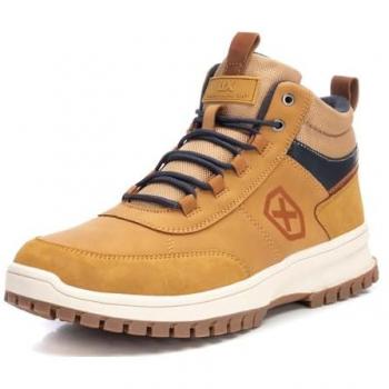Botín XTI 141801 amarillo, Botines de hombre color amarillo con cierre de cremallera, Zapatilla Cierre de Cremallera para Hombre, Color: Amarillo, Talla: 44