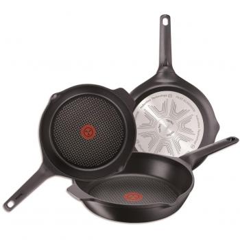 Tefal Aroma - Juego de 3 sartenes: Sartenes de 22, 24 y 26 cm de aluminio fundido y titanio, sartenes antiadherentes, tecnología Thermospot, cocción uniforme, todo tipo cocinas, sin PFOA, color negro
