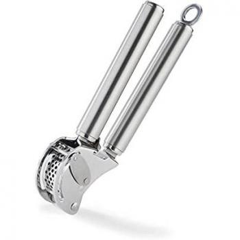 Rösle Professional Stainless Steel Garlic Press with Scraper and Flexible Sieve, Dishwasher Safe