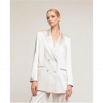 Blazer de mujer con cuello de lanza y cierre cruzado
