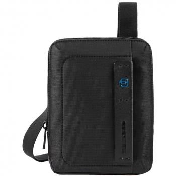 Borsello Organizador Negro para iPad Mini de Piquadro con Tejido Chevron y Cuero