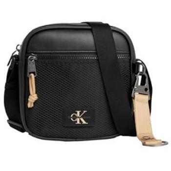 Calvin Klein Jeans Men's Square Camera Bag 18 - Black, Recycled Polyester, One Size