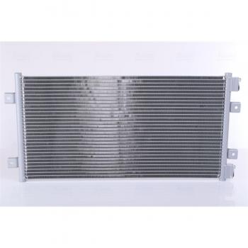Condensador de aire acondicionado NISSENS NIS 94811, compatible con sistemas de climatización, fabricado en materiales de alta calidad para asegurar durabilidad y eficiencia, diseñado para vehículos específicos, fácil instalación y óptima refrigera