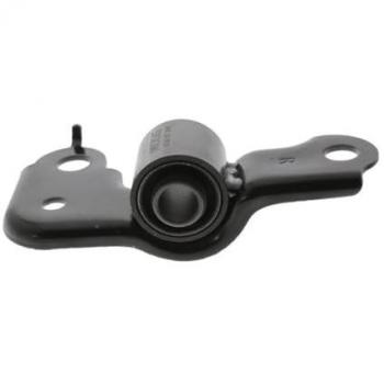Soporte Brazo Oscilante MOOG KI-SB-8922 con características de alta durabilidad, diseño optimizado para un ajuste perfecto, fabricado con materiales de calidad superior para una mayor resistencia al desgaste y rendimiento mejorado en la suspensión