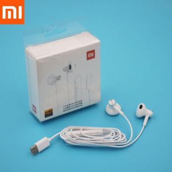 Auriculares Xiaomi Hybrid DC Tipo C con Controlador Dual, Conector USB, Control por Cable y Micrófono BRE01JY Mi