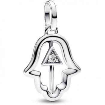 Charm Medallón Pandora ME Mano Hamsa - 793411C01, incluye diseño de mano hamsa, fabricado en plata de ley, compatible con la colección Pandora ME, permite personalización con otros charms y elementos de la línea