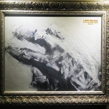 A Broke Moon Rises [Vinilo]