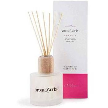 AromaWorks - Nurture Candle 3 Wick - Beneficios Terapéuticos Comprobados - Calma - Desestresante - Dormir - Natural - 100% Puros Aceites Esenciales - Aromas de May Chang y Sándalo - Grande - 14,1 onzas