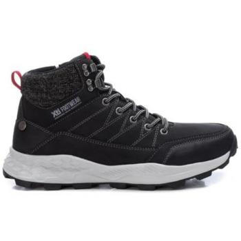 Zapatilla de Hombre XTI 141638 Negra con Cierre de Cremallera, Talla 39, Casual y Outdoor