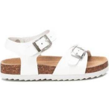 Sandalias de Niña Xti Modelo 150687 con Planta de Piel y Cierre de Hebilla