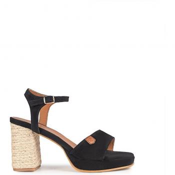 Sandalias de tacón de mujer de piel atadas con hebilla