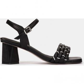 Sandalias de tacón de piel en color negro modelo ALGAIDA