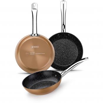 Monix M740040 Copper - Set de 3 Sartenes Efecto Cobre, Aluminio Forjado Antiadherente con Partículas de Titanio, Aptas para Todo Tipo de Cocinas incluso Inducción, 20-24-28 cm