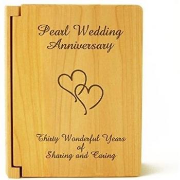 'Pearl 30th aniversario de boda madera maciza de arce. Álbum de fotos, grabado con treinta años maravillosos de compartir y cuidado. 