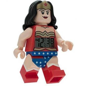 Despertador con luz infantil con figurita de Wonder Woman de LEGO DC Comics Super Heroes; azul/rojo; plástico; 24 cm de altura; Pantalla LCD; chico chica; oficial
