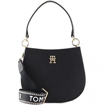 Elegant Black Handbag with Contrasting Details - Versatile Crossbody Bag