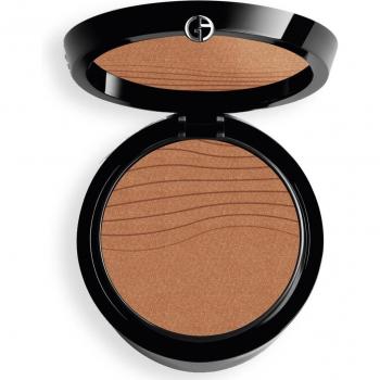 Polvo fijador Luminous Silk de Giorgio Armani