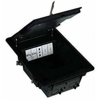 Caja de sobremesa Bticino LivingLight para 4 dispositivos, modelo 150434