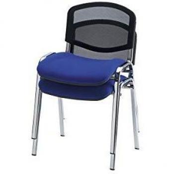 Silla para visitas apilable con respaldo de malla, estructura cromada y tapizado azul