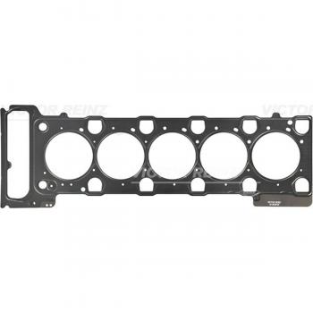 Junta de culata VICTOR REINZ 61-36300-00 con características de alta calidad, resistencia a altas temperaturas y presiones, fabricada en materiales duraderos para asegurar un sellado óptimo del motor